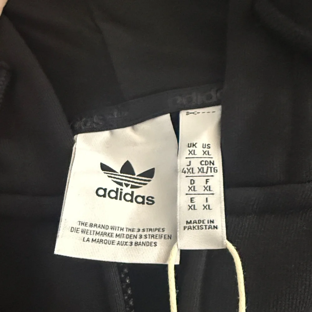 Adidas Black Graphic Logo Jacket With a Hood Size XL - Picture 10 of 16